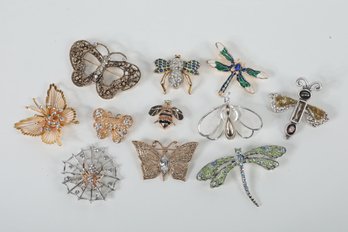 11 Pc. VINTAGE BUG & INSECT PINS BROOCHES Dragonfly Butterfly CRYSTAL RHINESTONES