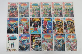 Lot Of 18 New Teen Titans Comic Books With Keys