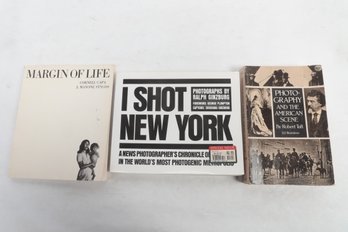 AMERICAN PHOTOGRAPHY LOT, Containing 'i Shot New York' By Ralph Ginzburg