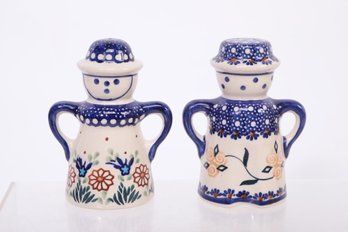 Pair Of BOLESLAWIEC Polish Pottery Salt & Pepper Shakers
