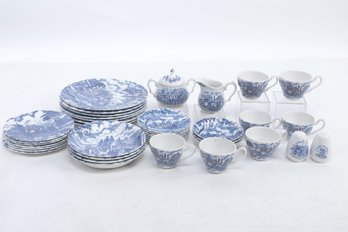 40 Pieces Royal Mail Table Ware - See Description