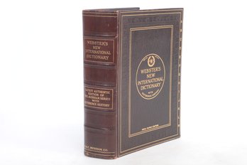 1928  Leather Bound Websters  Dictionary Second Edition India Paper