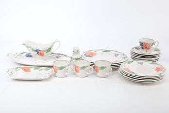 Group Of VILLEROY & BOCH Amapola Design Porcelain German Dinnerware