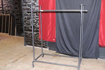 4ft Adjustable Clothing Rack