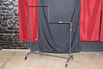 4ft Adjustable Rolling Clothes Rack