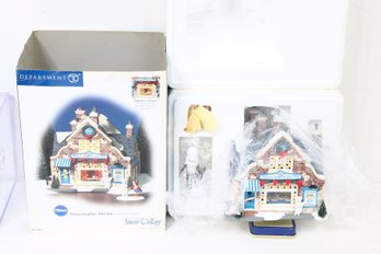 Department 56 The Original Snow Village ' Pillsbury Doughboy Bake Shop ' Building Hand Painted Lighted - NOS