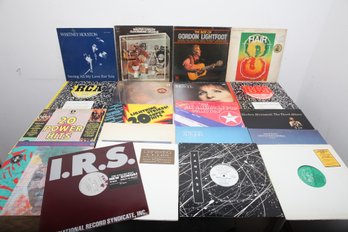 20 VTG Vinyl Records: Mixed Genre - Barbra Streisand, Hall & Oates, Jefferson Starship, Whitney Huston & More