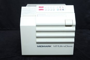 Pre-Owned Midmark M11 UltraClave Model M11-002 Autoclave