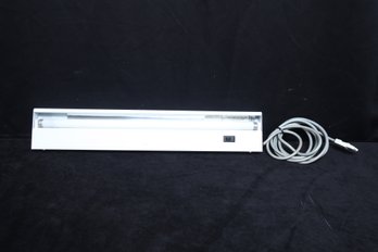 Pre-Owned Under Cabinet Light