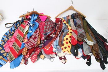 Very Large Group Of Vintage Men's Ties - Including Designer Name Yves Saint Laurent & Others