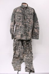 US Army Military Large Camo Jacket And Pants - Mint