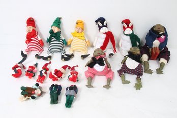 Department 56 Mary Lisa Chesnutt Grouping Of Dolls Shelf Sitters