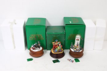 Department 56 Heritage Music Box Collection & In The Spirit Dickens Music Box - Read Description Please