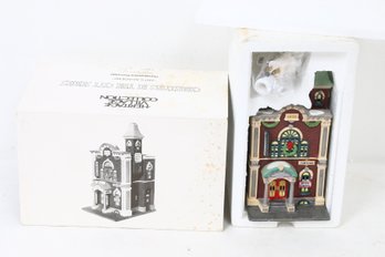 Department 56 Heritage Village Christmas In The City Series - Arts Academy - New Old Stock