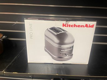 Kitchen Aid Pro Line Toaster New
