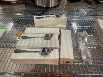 6 Boxes Of Stainless Dinner Spoons Aprox 6 Dozen