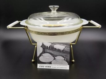 NEW Covered Fire King 1.5 Qt Casserole Dish With Candlewarmer And Stand  NICE!