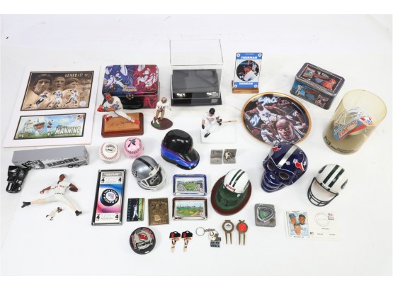 Sports Memorabilia Hoge Poge - Great Lot - Putter Display, Reggie Jackson, Jets Helmet And More