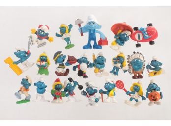Lot Of 21 Vintage Smurf Figures