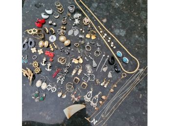 Lot Of Nice Costume Jewelry - Over 40 Pairs Of Earrings And More!