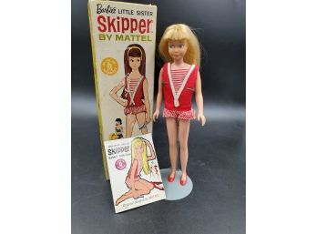 Beautiful Vintage Blonde Skipper Barbie Doll By Mattel In Original Box And Outfit! No. 950