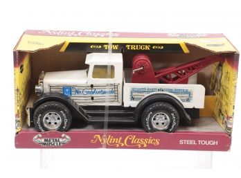 NYLINT Classics Metal Muscle Mr.Goodwrench Tow Truck