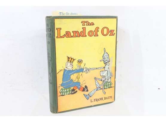 Vintage The Land Of Oz /Illustrated /1904 Pub. 1939 Printing Reilly & Lee Co.