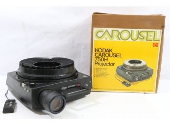 Vintage Kodak 750H Carousel Projector In Box With Remote