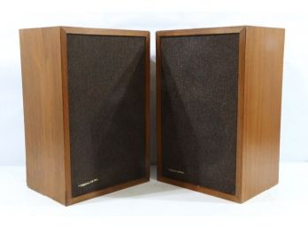 Vintage Pair Of Realistic Speakers Model