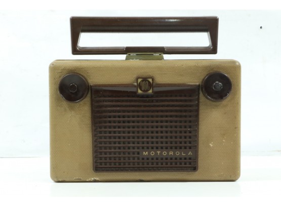 1955 Motorola Model 55B1 Portable AC/DC AM Tube Radio