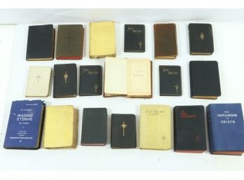 Large Group Of Vintage Small Bibles Different Languages