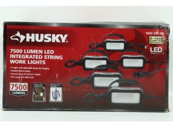 Husky 7500 Lumens 5 Intergrated Work Lights