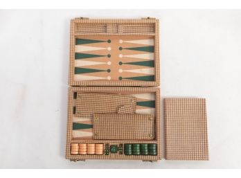 1930-40 Backgammon Travel Set With Catalin Plastic Game Pieces And Die