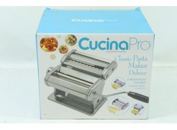 Cucina Pro Classic Pasta Maker Deluxe Set With Attachments New