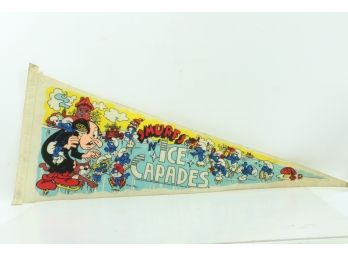 Vintage 1983 Smurfs N Ice Capades Pennant