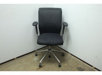 Pre-Owned Adjustable Black Office Chair