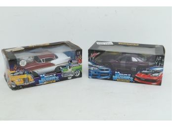 2 Muscle Machines 1:18 Scale Die Cast Models: '00 Nissan Skyline GTR & '56 OLDS 88