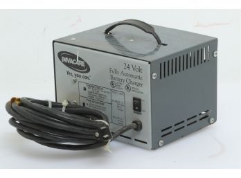 Invacare 24 Volt Fully Automatic Battery Charger Model: 16810