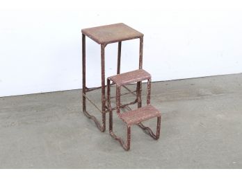 Fold-out Metal Step Stool