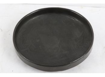 Decorative Shallow Bowl With Inside Etching