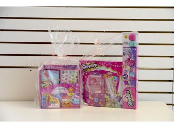 Group Of 2 Shopkins Gift Sets