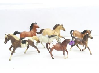 Lot Of 7 Breyer Horses Including 1 By Bob Scriver