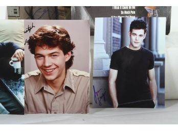 Mixed Lot Of Signed Publication Pictures, Various Actors