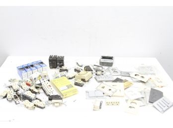 Electricians Lot *Electrical Plugs, Switches, Circuit Breakers, Etc.