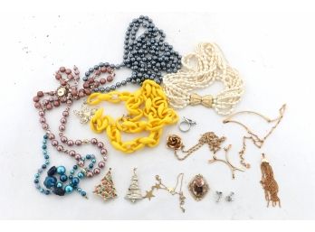 Lot Of Costume Jewelry, Mainly Sarah Coventry, Giovanni, Carolee & More