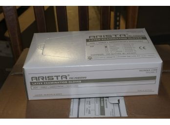 Arista Pre-powdered Latex Examination Gloves  PP2328-S