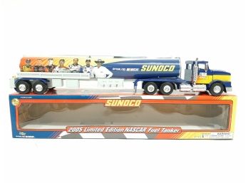 2005 Sunoco Limited Edition NASCAR Fuel Tanker Truck Battery Operated