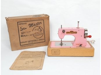 Vintage KAYanEE Sewing Machine Model 847E Pink Made In US Zone Germany WORKING