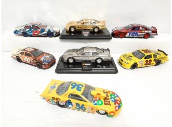 7 Piece Mixed Racing Champions Die Cast Model Race Cars Lot 1/24 Scale