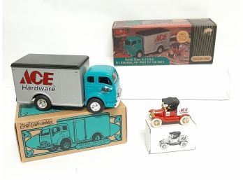 Vintage ERTL ACE Hardware 1949 White Tilt Car Truck And 1/43 Scale 1918 Ford Runabout Die Cast Model Truck